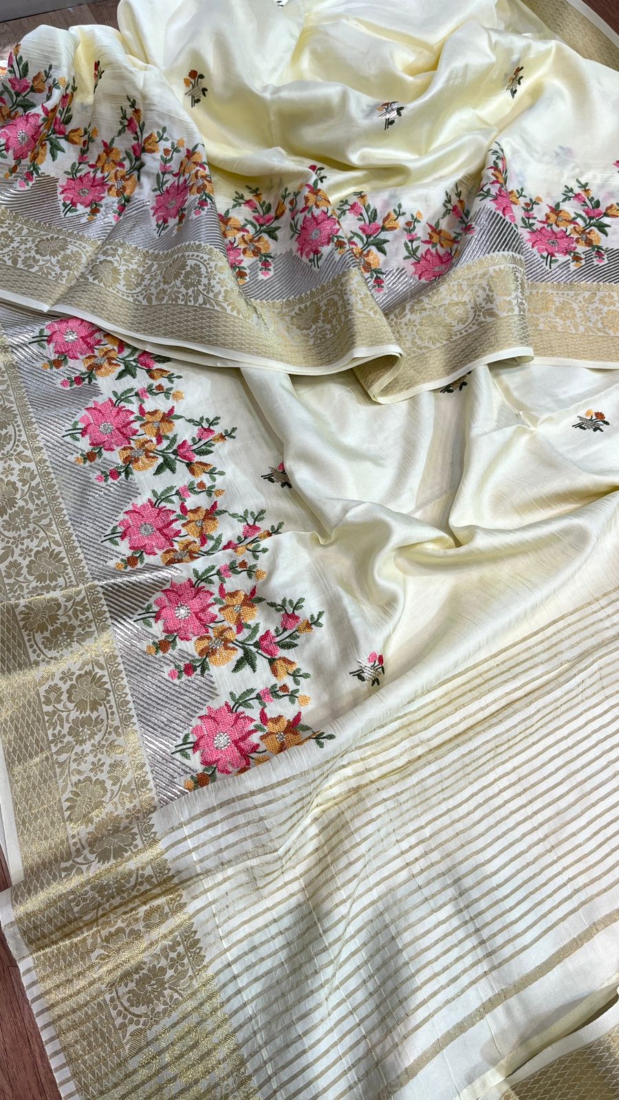 pure munga silk banaras - Anvitha Collections