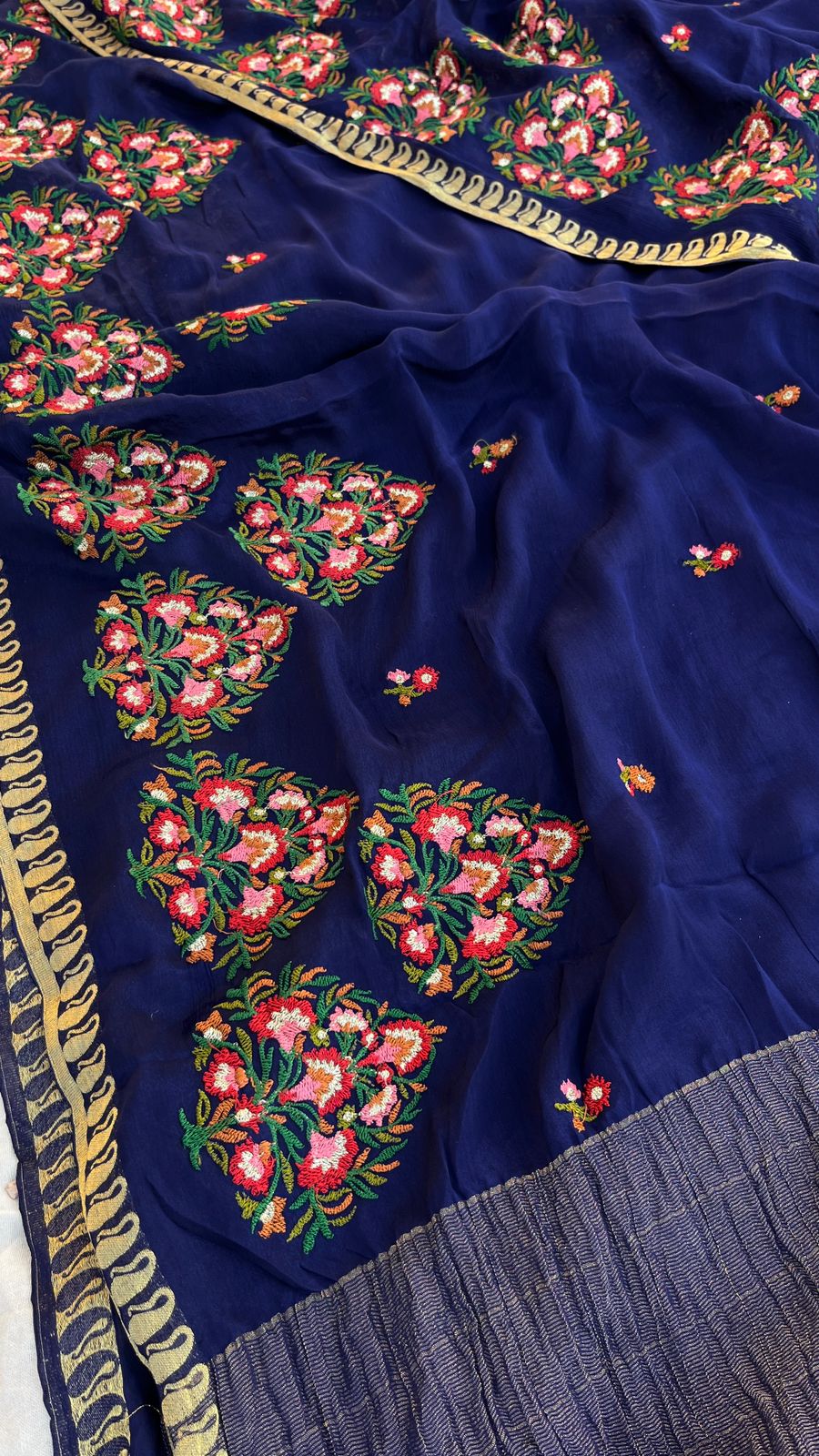 Banarasi weaving zari border - Anvitha Collections