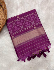 silk sarees with zari weaving
