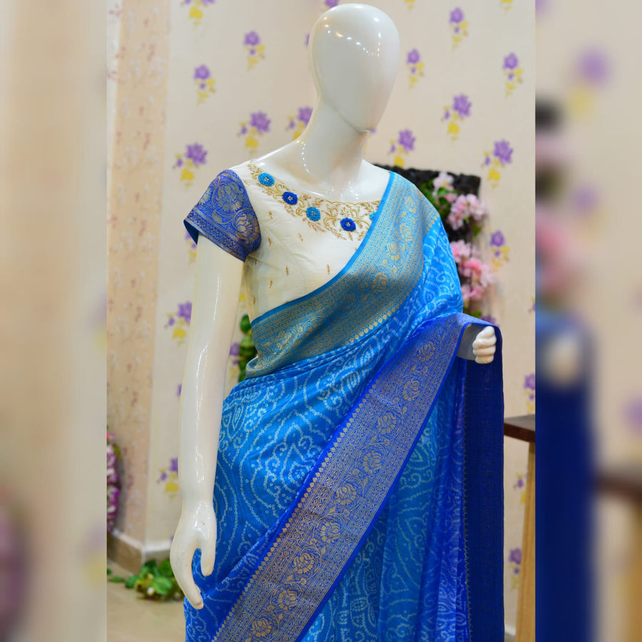 Moonga Raw silk Bandhini saree